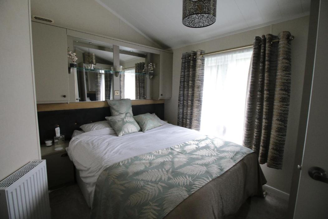 Grand Eagles Luxury Lodge Perth Extérieur photo